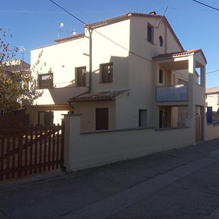 The Almond Tree Torre del Compte Exterior foto