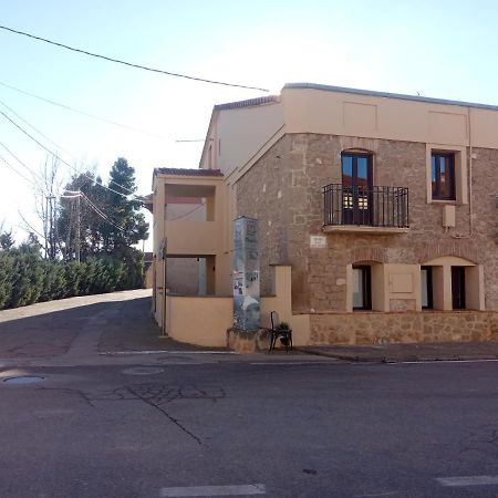 The Almond Tree Torre del Compte Exterior foto