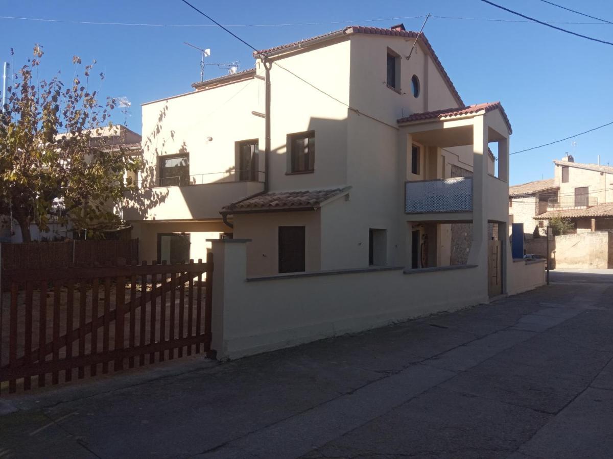 The Almond Tree Torre del Compte Exterior foto